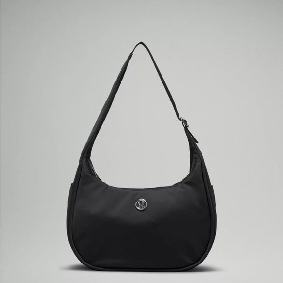 🆕🖤 LAST ONE OG Lululemon Mini Shoulder Bag 4L - Black - Picture 6 of 6